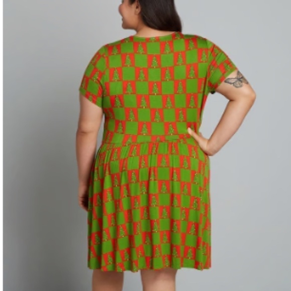 MODCLOTH Holiday Party Christmas Trees Stretch Knit Dress • New with Tags - Picture 4 of 4